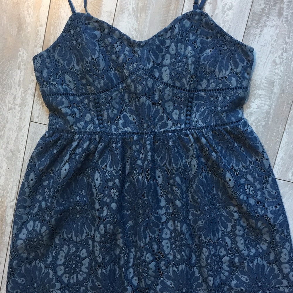 LOFT Spaghetti-Straps Blue Lace Dress.1830 - Picture 2 of 5